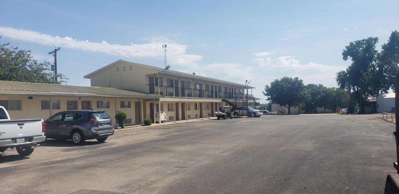 Brady Gold Key Inn المظهر الخارجي الصورة